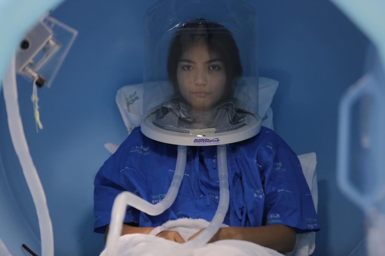 อีกหนึ่งวิธีรักษาที่ทำให้น้องทรายหาย คือ ออกซิเจนบริสุทธิ์ 100 เปอร์เซ็นต์ หรือ ไฮเปอร์แบริค