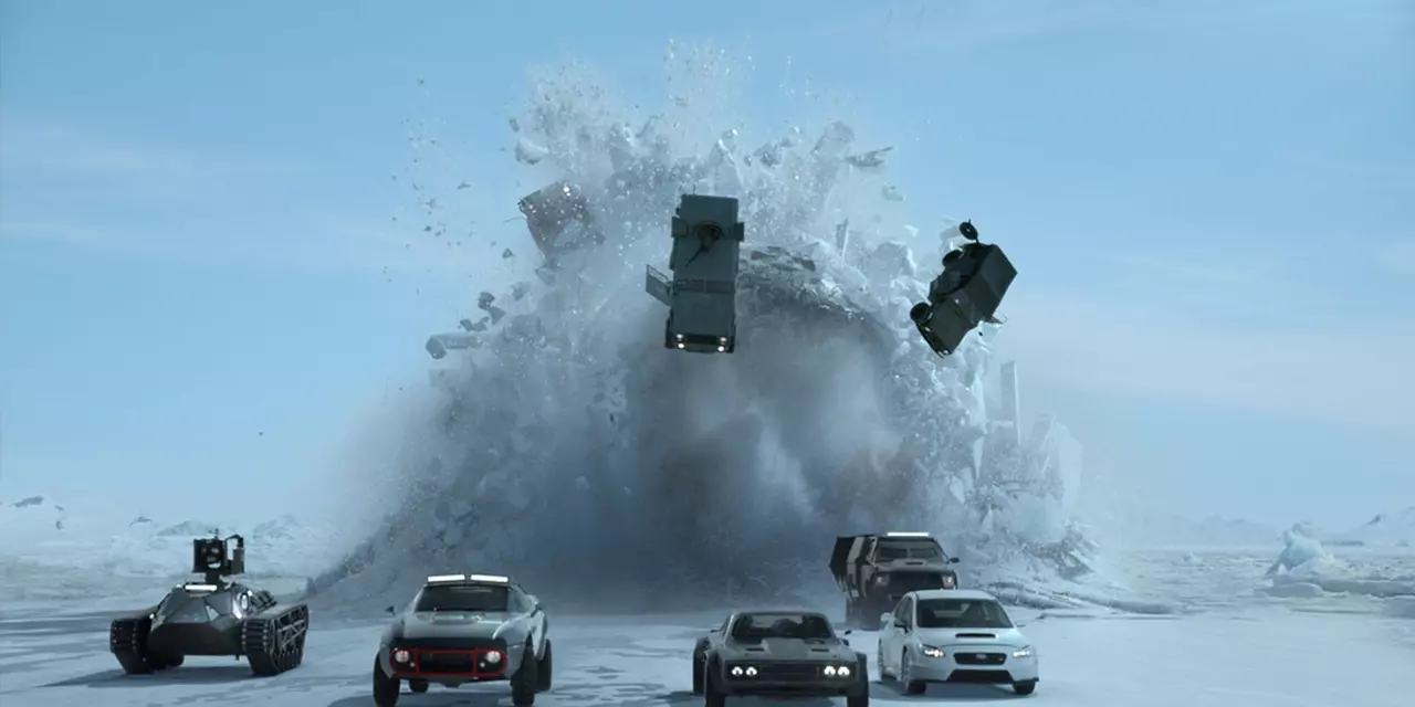 ตีตั๋วชนโรง: Fast & Furious 8 แอ็กชั่นสายซิ่ง โคตรโม้! โคตรบันเทิง!