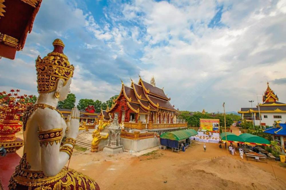 บรรยากาศปริมณฑลวัดแสงแก้วโพธิญาณ.