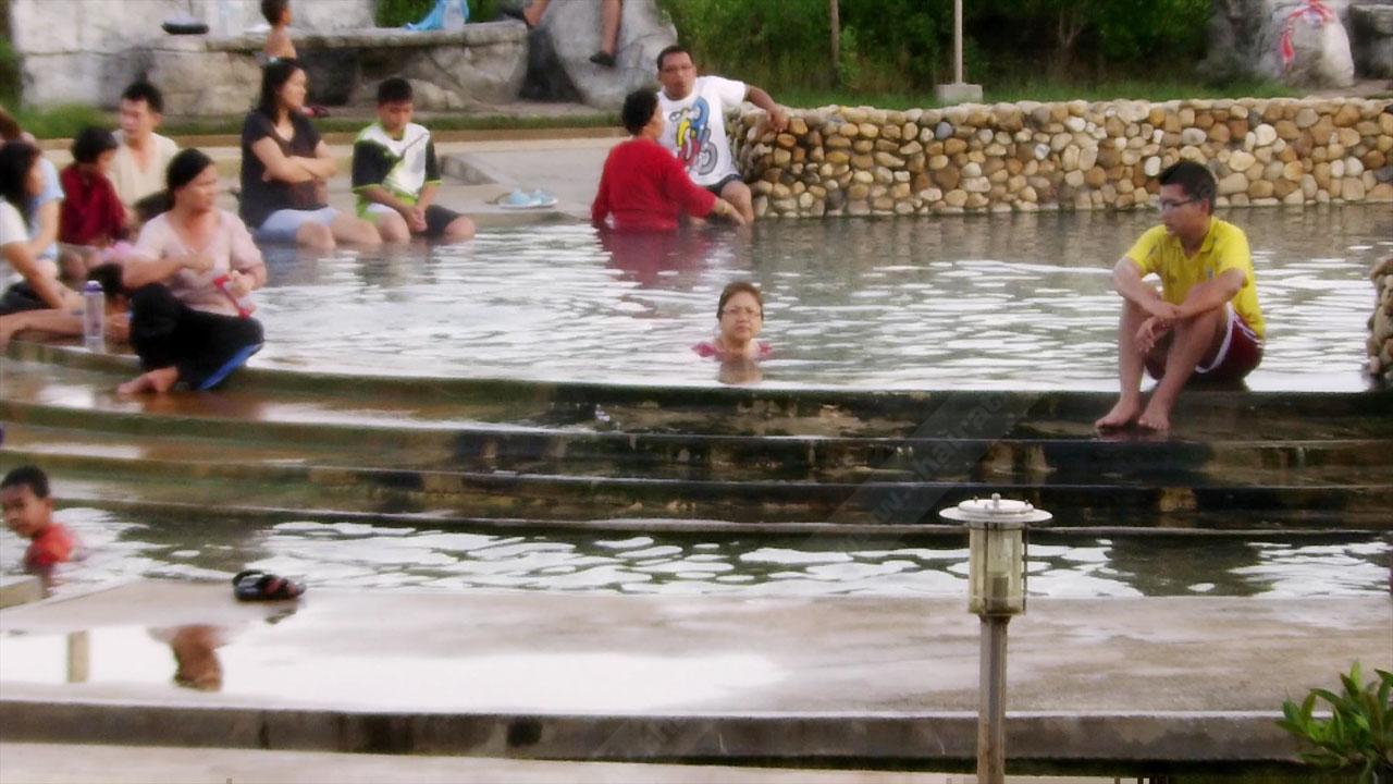 ‘น้ำพุร้อนเค็มคลองท่อม’ น้ำพุเค็มแห่งเดียวในประเทศไทย