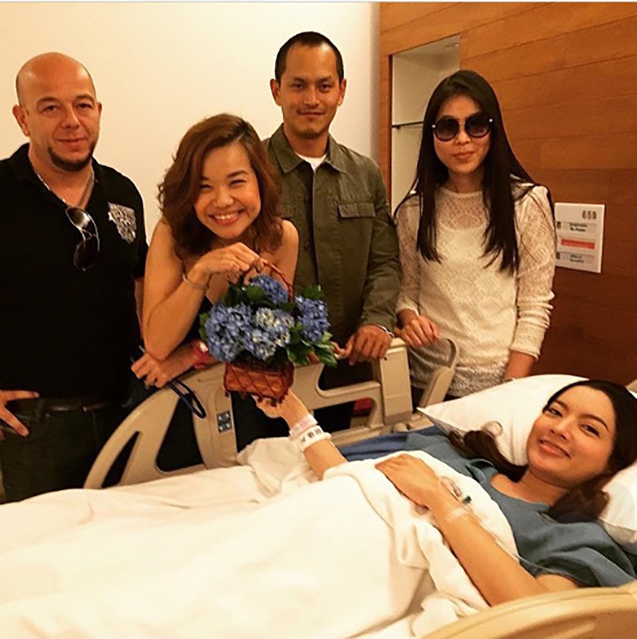 ทุกคนเห่อหลานมายินดี ^^ ขอบคุณภาพจาก IG@peemai_fanclub