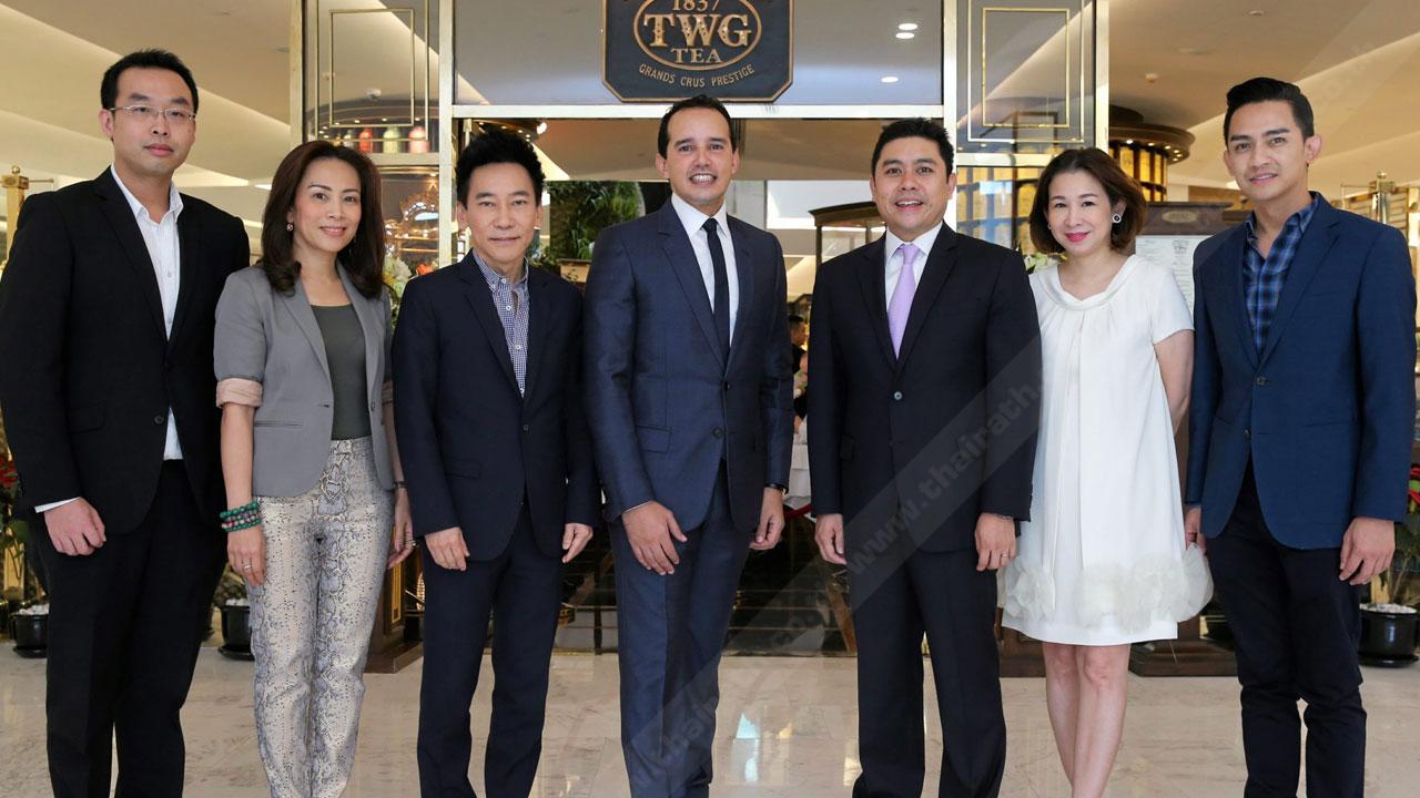 ดื่มเพลิน - ยุทธชัย จรณะจิตต์ และ ทาฮา บูกดิบ จัดงานแนะนำ TWG Tea “ชาลองเจฟวิตี้ โอต์ กูตูร์ ที” ใบชาน้ำค้างอันละเอียดอ่อนสุดยอดชาแรกหลังจากฤดูหนาวที่ปกคลุมไปด้วยหิมะ โดยมี เกรียงศักดิ์ ตันติพิภพ และ มนาเทศ อันนวัฒน์ มาร่วมชิมด้วย ที่ดิ เอ็มโพเรี่ยม วันก่อน.