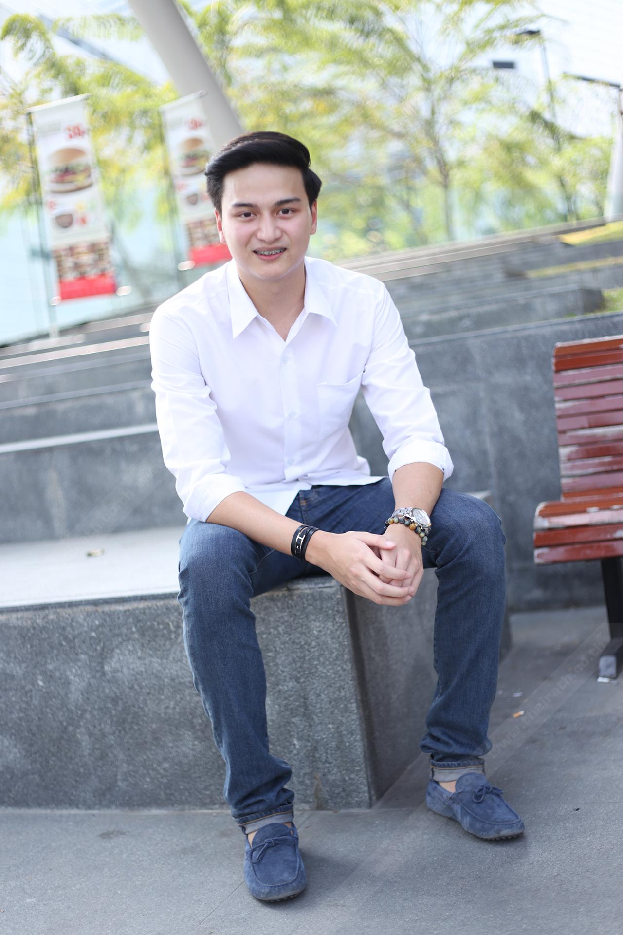 พี หนุ่มหล่อไม่ขึ้นกล้อง จากรั้ง ม.กรุงเทพ ตัวจริงน่ารักสุดๆ
