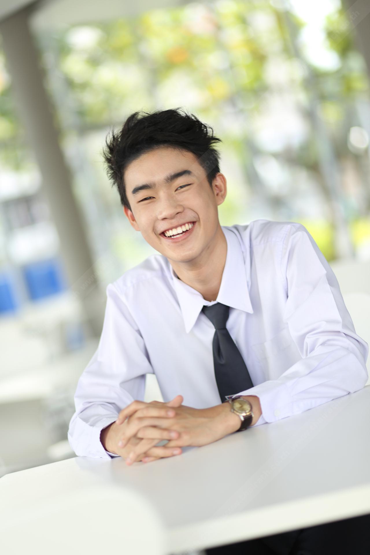 เจ หรือเจแปน หนุ่มหน้าตี๋ ปวช.ปี 2