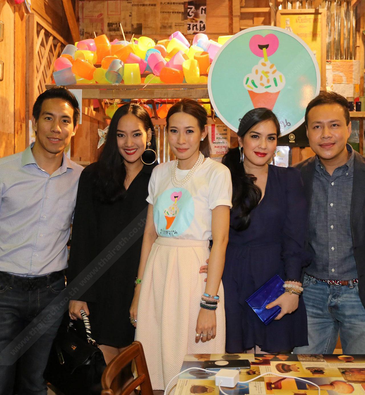 “โบ-ชญาดา ลิ่วเฉลิมวงศ์” นำทีมแก๊งเพื่อนเลิฟยินดีกับ “เพลินวานพาณิชย์” ตอนชุมชนบางรอด ที่สยามสแควร์ วัน.