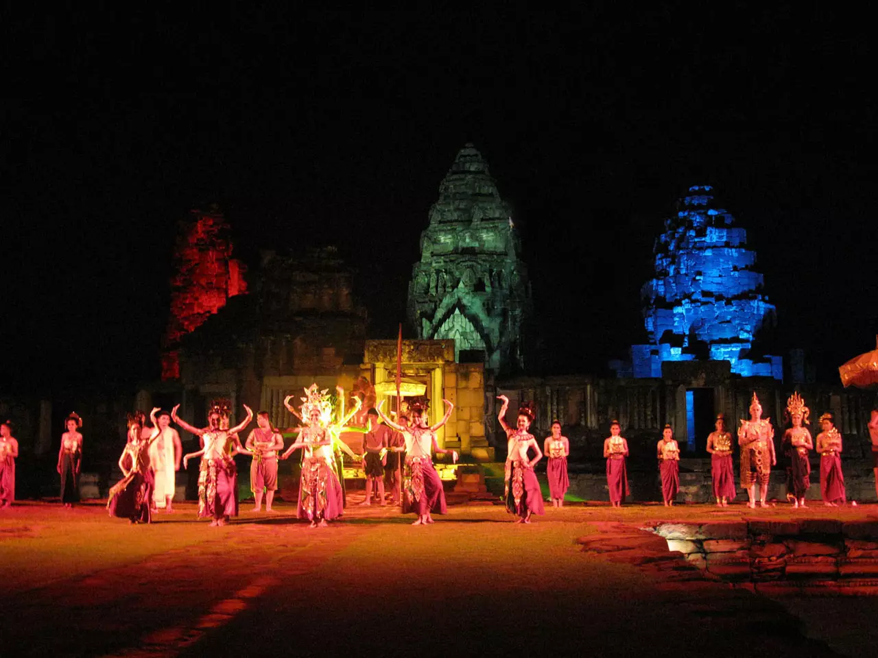 คลิกเดียวรู้! ชวนเที่ยวสวยๆ แชะรูปเก๋ๆ กับดอกไม้งามที่คุณคู่ควร
