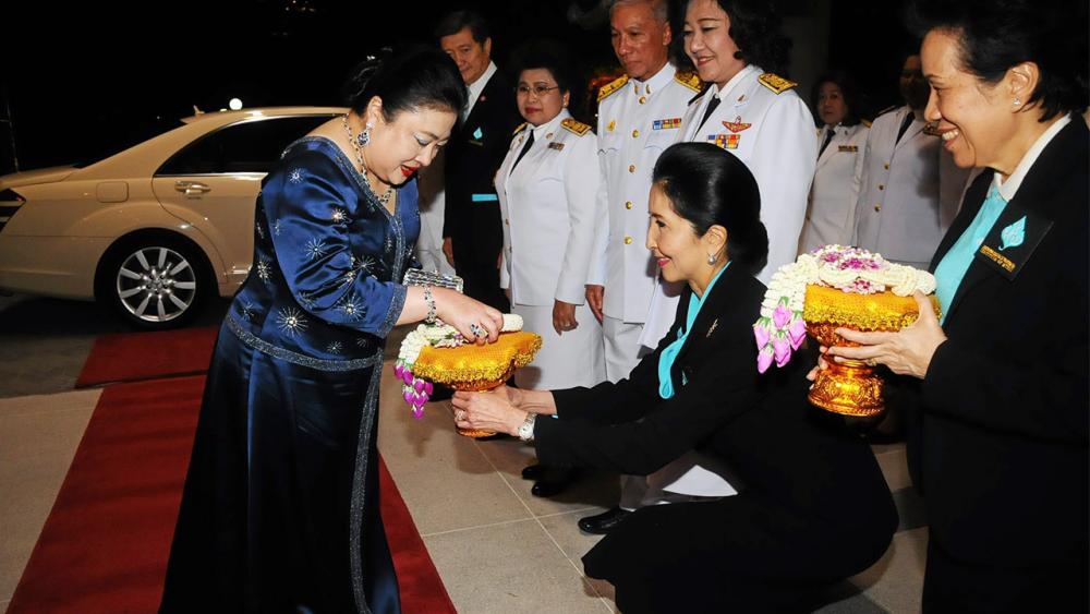 พระเจ้าวรวงศ์เธอ พระองค์เจ้าโสมสวลี พระวรราชาทินัดดามาตุ เสด็จไปทอดพระเนตรคอนเสิร์ตเทิดพระเกียรติ สมเด็จพระเจ้าพี่นางเธอ เจ้าฟ้ากัลยาณิวัฒนา กรมหลวงนราธิวาสราชนครินทร์ ณ ศูนย์วัฒนธรรมแห่งประเทศไทย วันก่อน.