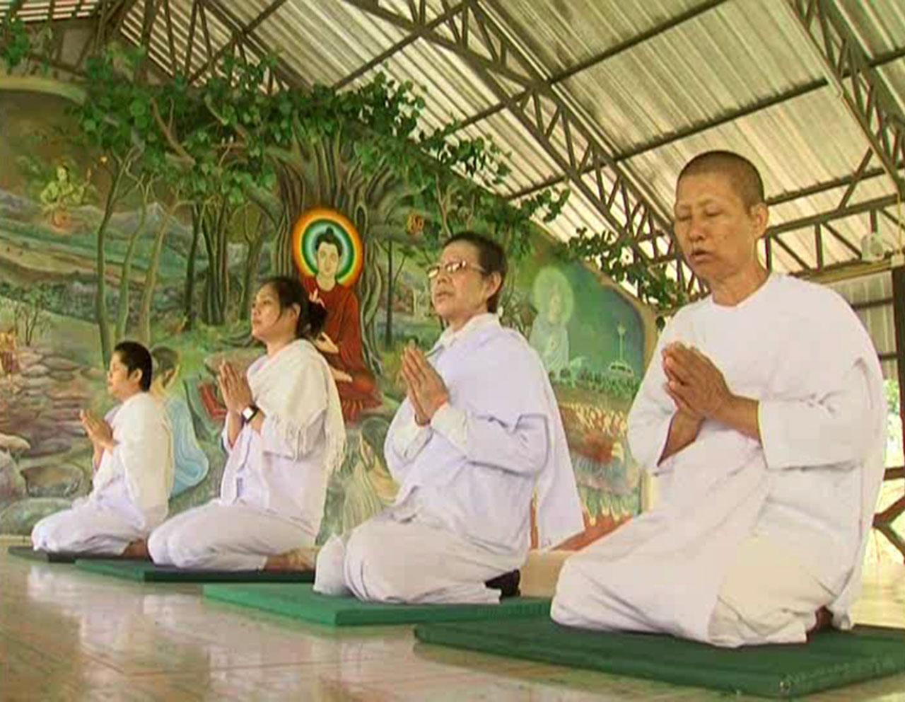 ยุ้น รจนาหันหน้าพึ่งทางธรรม