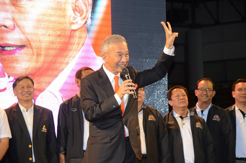 นายสุวัจน์ ลิปพัลลภ หวังพาสวาทแคทคว้าแชมป์ไทยลีกภายใน 3 ปี
