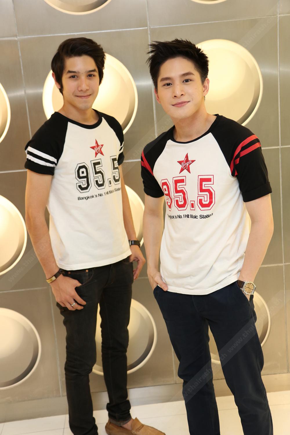 ดีเจหล่อแบบนี้ แฟนคลับเยอะแน่ๆ