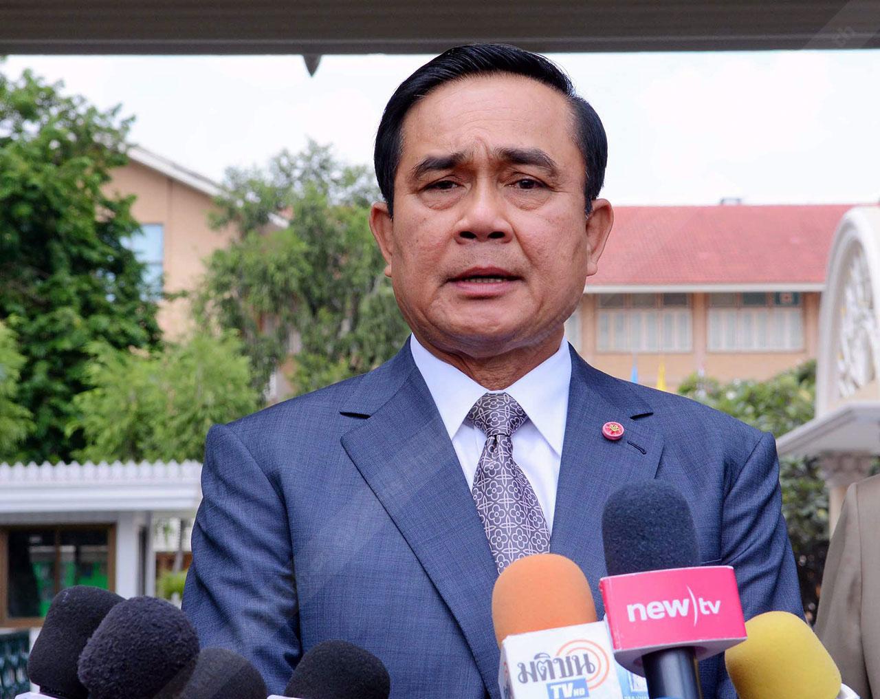 ให้สัมภาษณ์สื่อมวลชน