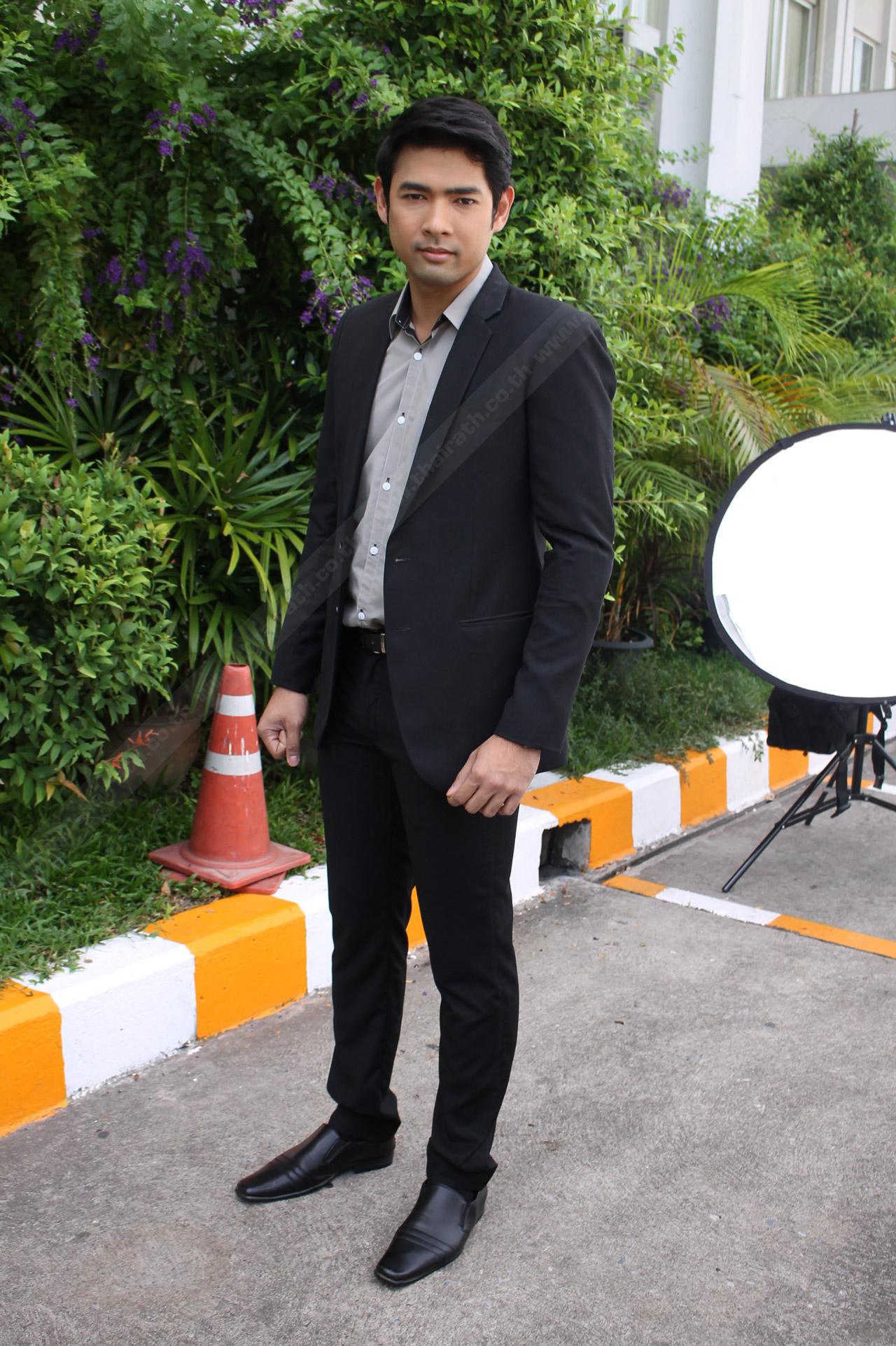 อานัส ฬาพานิช