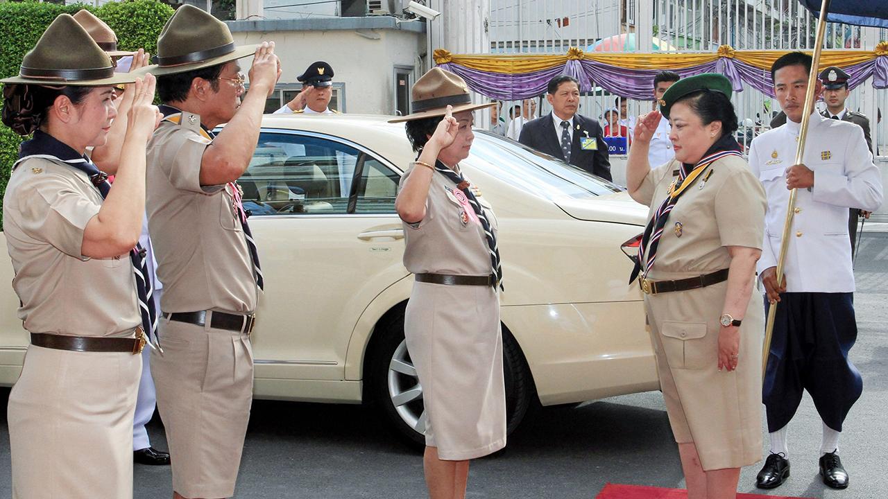 พระเจ้าวรวงศ์เธอ พระองค์เจ้าโสมสวลี พระวรราชาทินัดดามาตุ เสด็จแทนพระองค์ไปใน พิธีทบทวนคำปฏิญาณและสวนสนาม เนื่องในวันคล้ายวันสถาปนาคณะลูกเสือแห่งชาติ ประจำปี 2557 ณ สนามศุภชลาศัย วันก่อน.