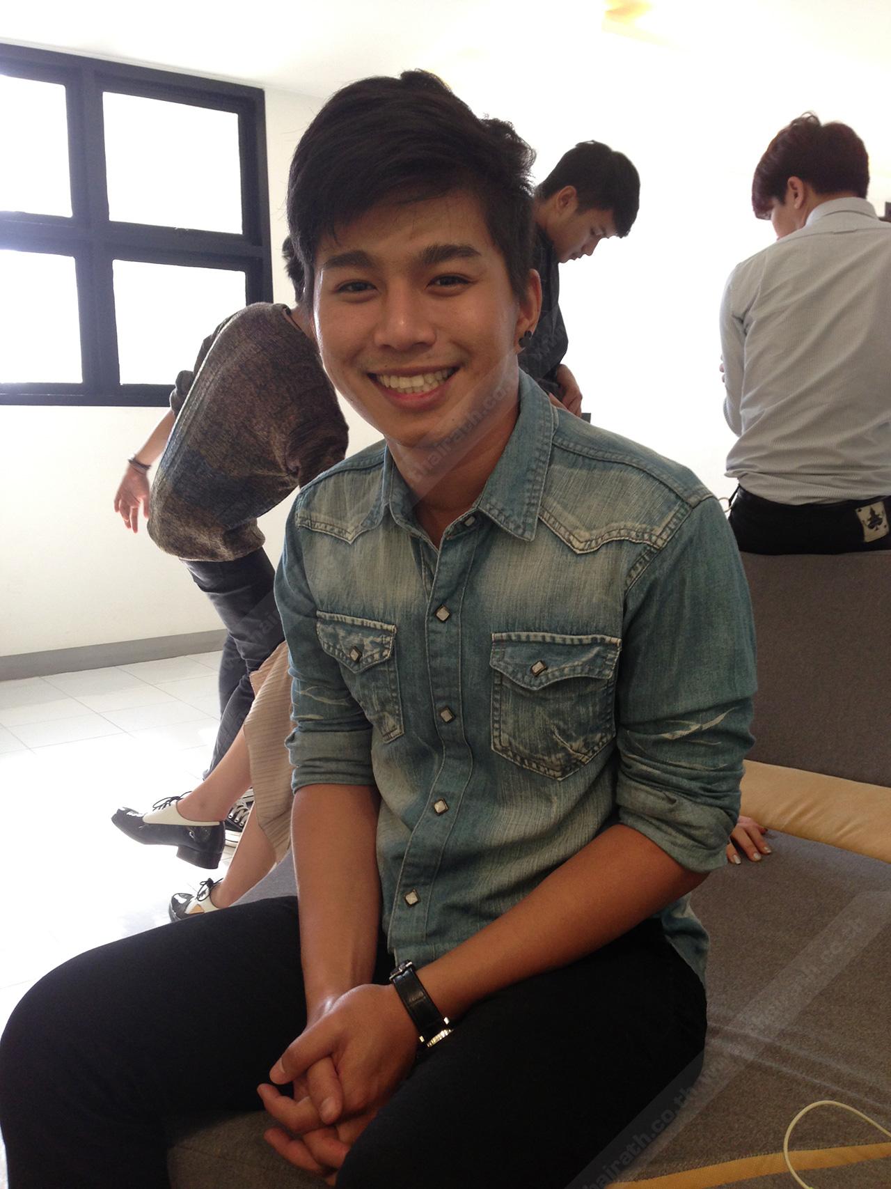 ธีร์