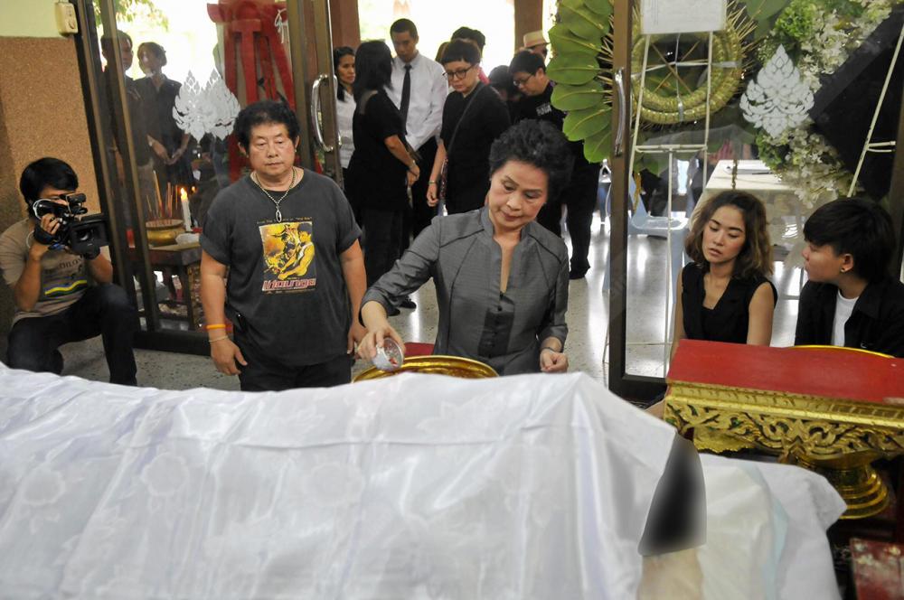 'เตือนใจ เตชะรัตนประเสริฐ' จากค่ายสหมงคลฟิล์ม