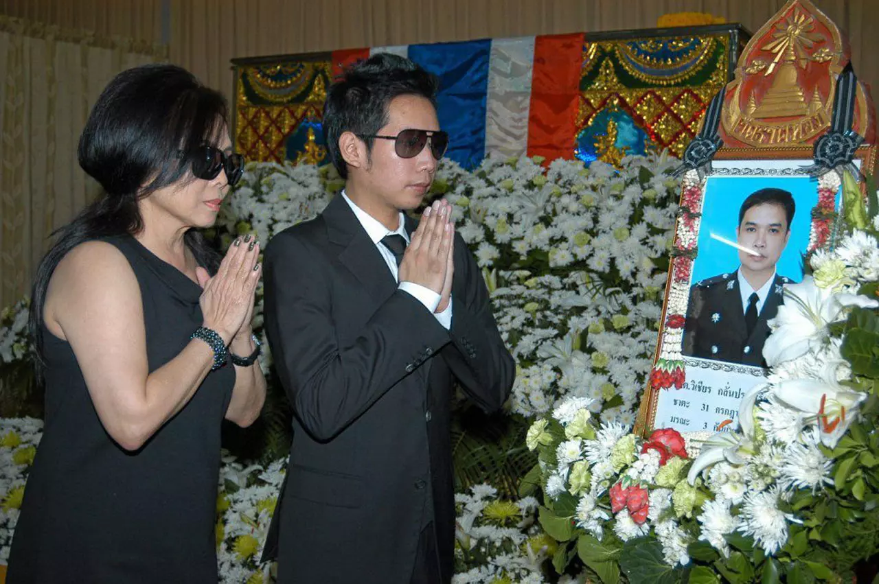 คุกมีไว้ขังคนจนจริงหรือ!?! ย้อนรอยคดีคนดังในตำนาน