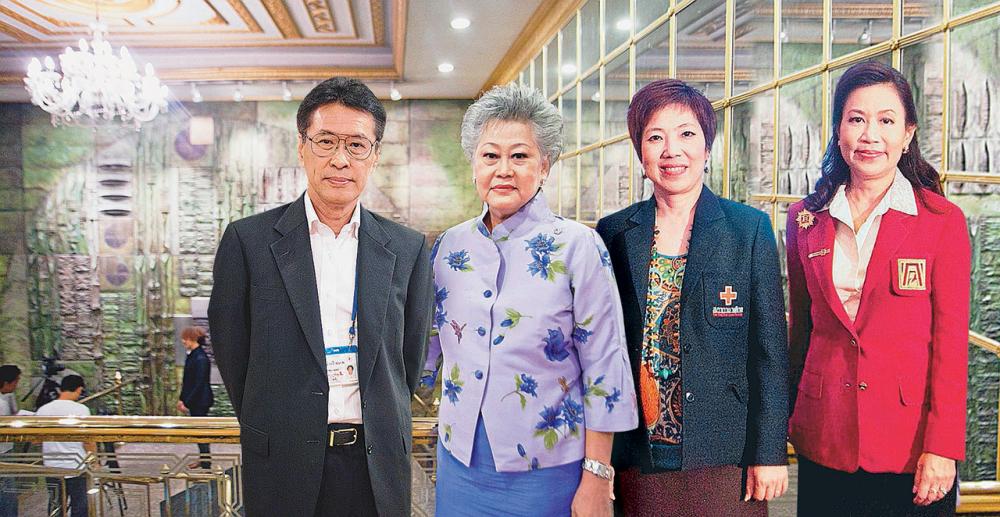 ศ.นพ.ธีระวัฒน์ เหมะจุฑา, กอบลาภ โปษะกฤษณะ, โศรยา บุนนาค และพงศิยา กิตติขจร ชวนชมนิทรรศการ “รักษ์สมอง” และร่วมซื้อสินค้าการกุศล ที่สยามพารากอน 9-11 มี.ค.