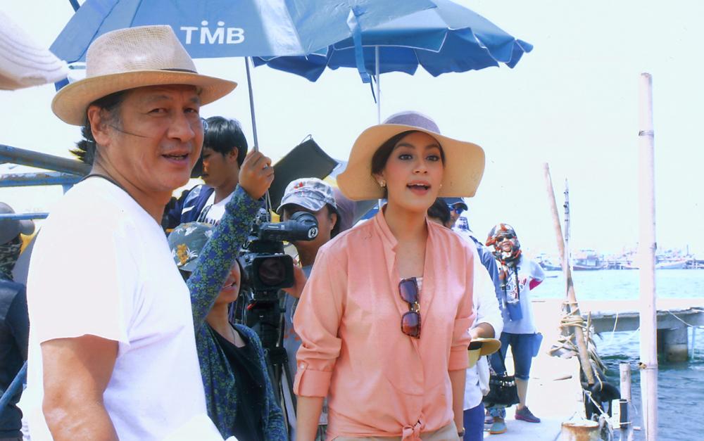 ผู้กำกับของ คิม พี่ อ๊อฟ-พงษ์พัฒน์ ค่ะ