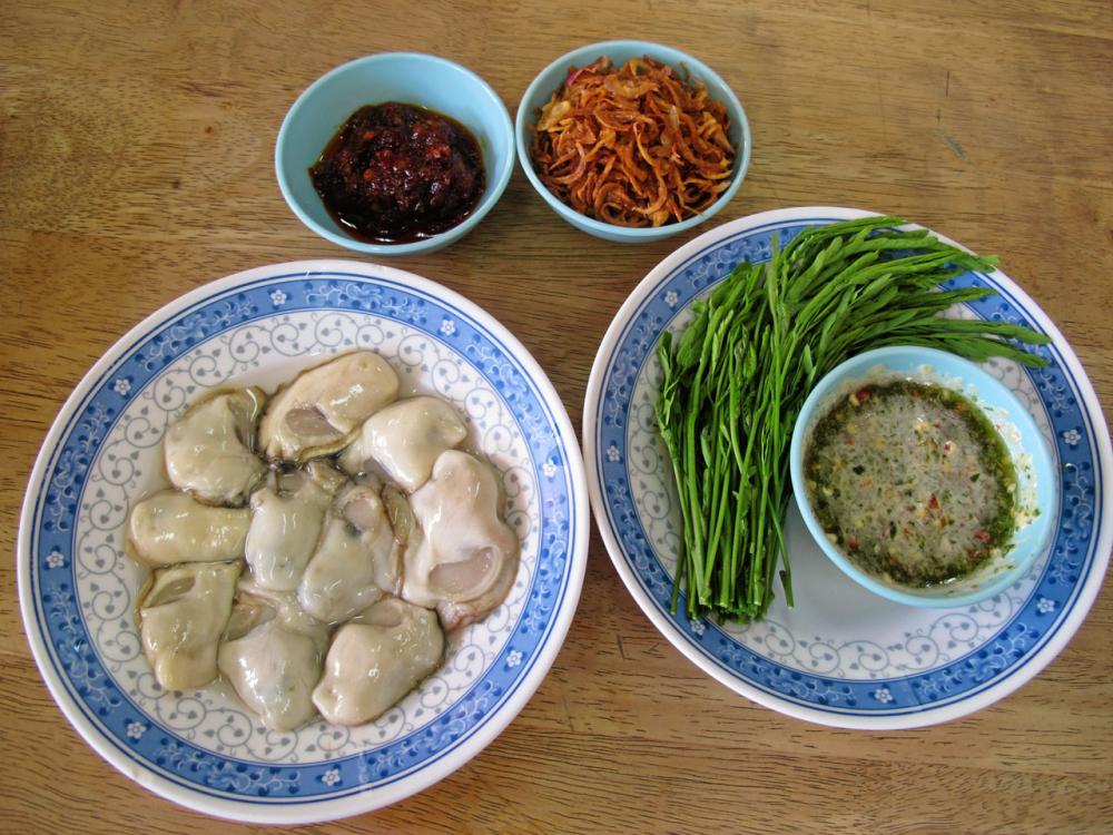 “หอยนางรมทรงเครื่อง” ถึงใจถึงอารมณ์.