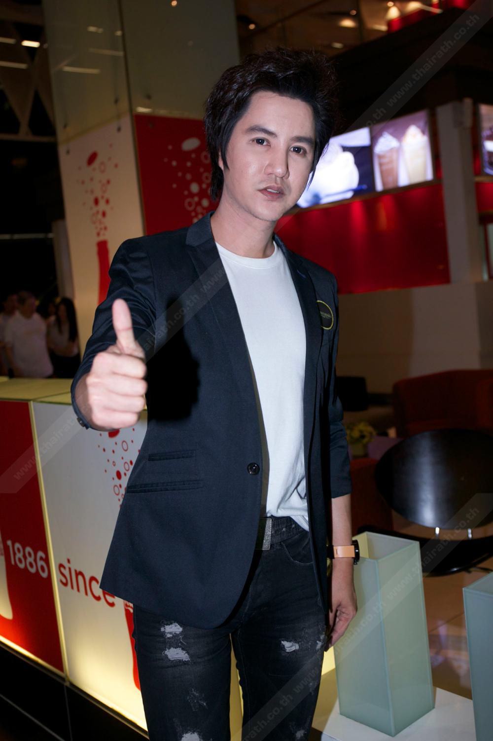 สุดยอดมั้ยละ ดีกรีพระเอกช่อง 7 นะครับผม