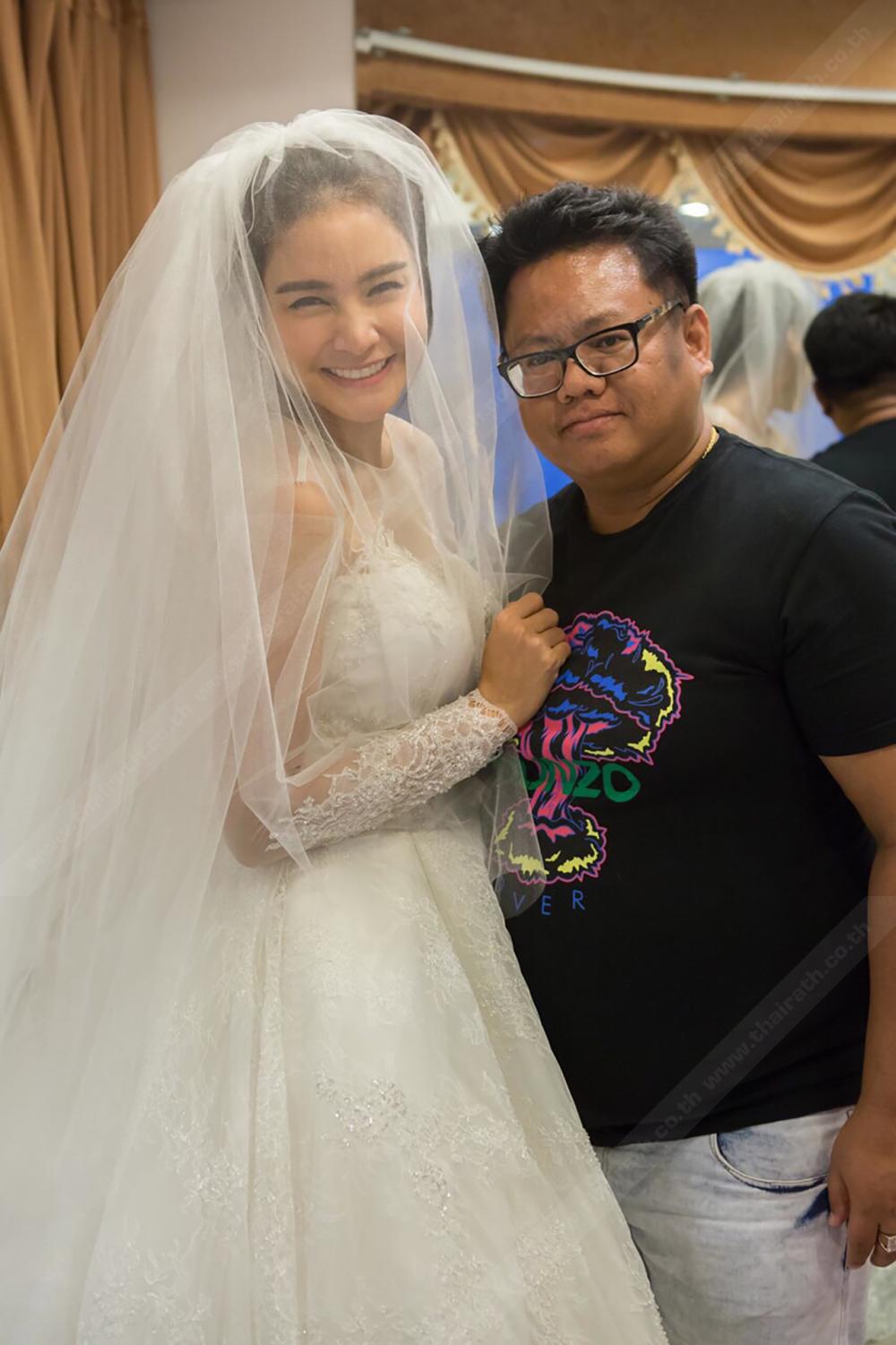 กระแตถ่ายรูปคู่กับ พี่ปลา สุดจิตร์ สุดจิตต์