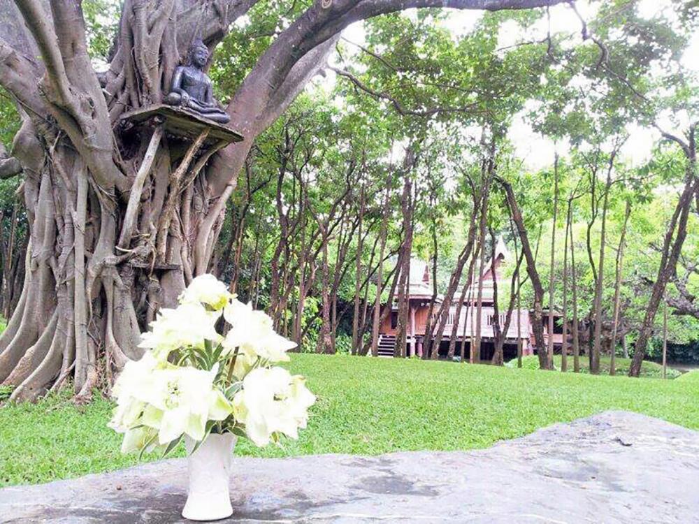 บริเวณเสถียรธรรมสถาน
