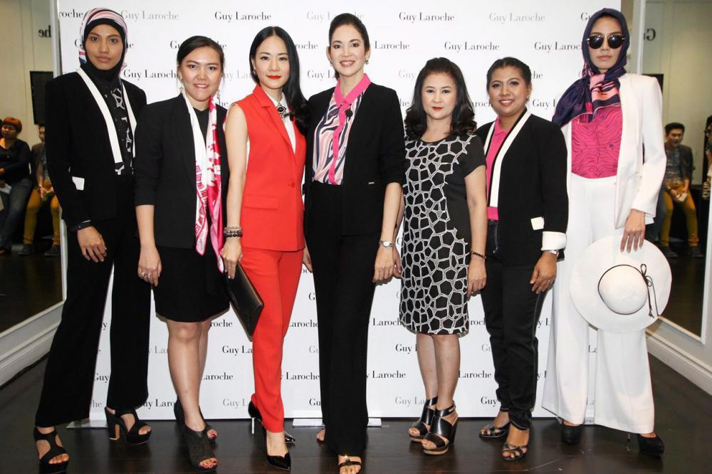 ดูดีได้จ้ะ กัญญุมา โนนคำ จัดงาน GUY LAROCHE “Business Tips for Trip บินหรู มาดดี พร้อมเชิญ คาร่า พลสิทธิ์ มาแนะนำวิธีเลือกชุดในคอลเลกชั่น SPRING/SUMMER 2015 สไตล์บิสซิเนสตามความเชื่อของประเทศในกลุ่ม AEC ที่เซ็นทรัลพลาซา ลาดพร้าว วันก่อน.
