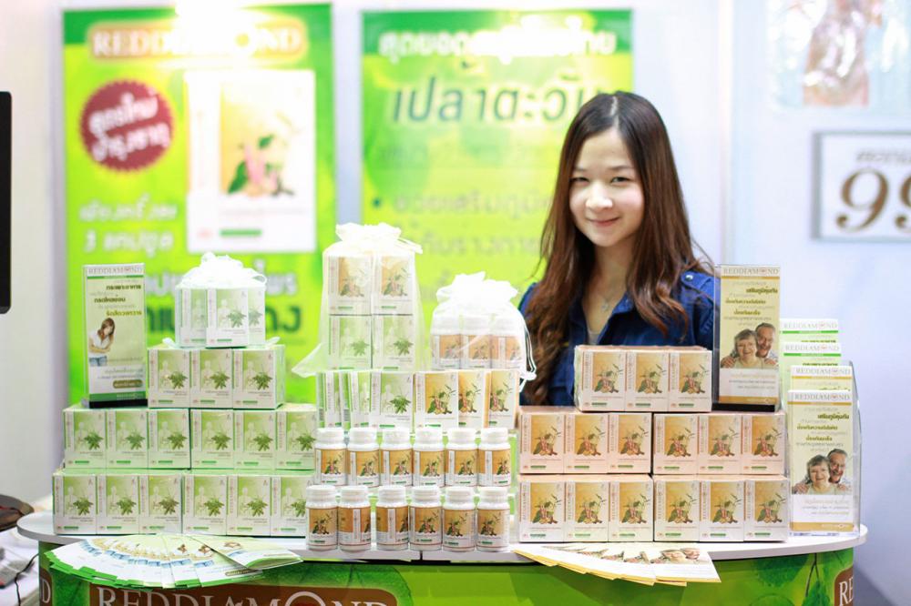 เปล้าตะวันป่นอัดใส่แคปซูล สินค้าโอทอประดับ 5 ดาว ของจังหวัดตราด