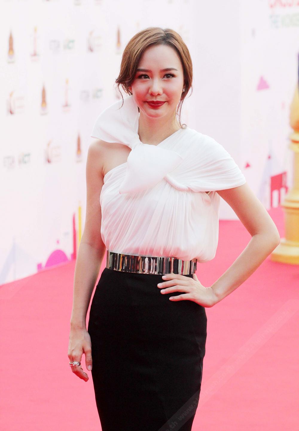 เต้ย จรินทร์พร จุนเกียรติ