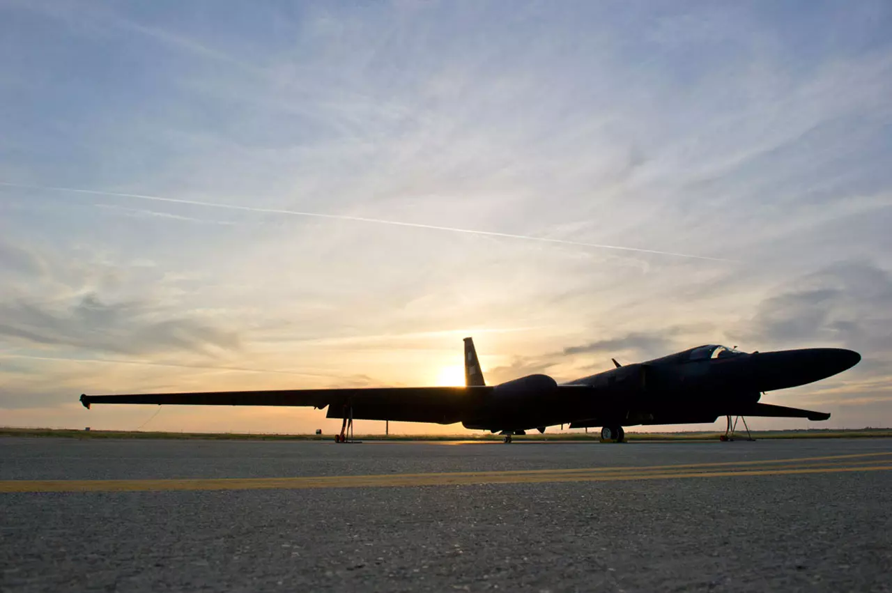 12 เรื่องน่ารู้ของ เครื่องบิน U-2 สายลับเหินเวหา
