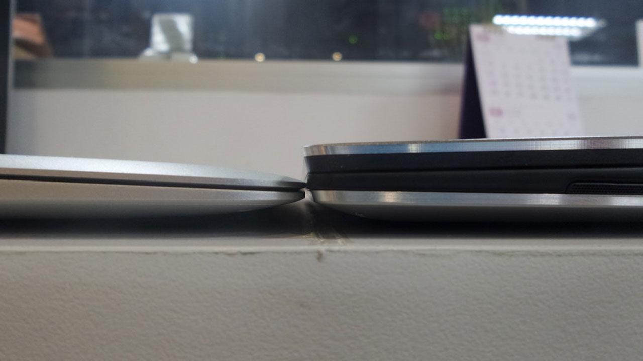 เทียบกับ MacBook Air 11