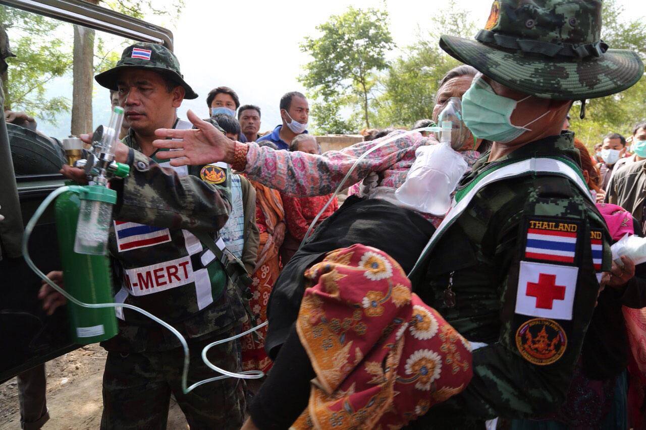 หากผู้ป่วยมีอาการหนักก็เคลื่อนย้ายส่งรักษาตัวที่รพ.