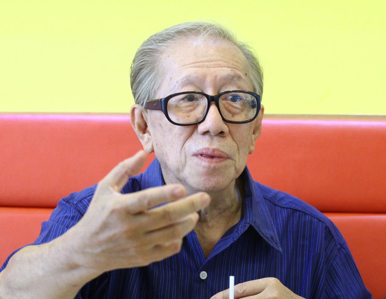 รองศาสตราจารย์ ดร.ชัยวัฒน์ คุประตกุล