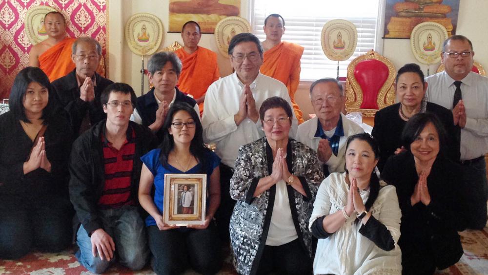 อุทิศส่วนกุศล ญาติมิตรร่วมทำบุญถวายพระพุทธรูป ผ้าไตรจีวร สังฆทาน หนังสือธรรมะ พร้อมทั้งร่วมซื้ออาหารและที่ดินเพื่อขยายวัดไชยมงคล เมืองแฟร์ฟิลด์ สหรัฐฯ อุทิศส่วนกุศลให้ เมธาวดี จักกะพาก ผู้ล่วงลับ.