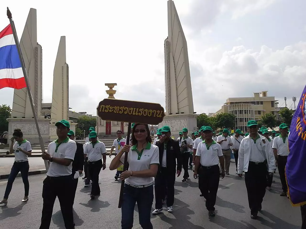 ถูกจังตังค์ไม่หมดเป๋า! เที่ยว 5 จุดสุดประหยัดต้อนรับวันแรงงานไทย ฟรุ้งฟริ้งโดนใจ