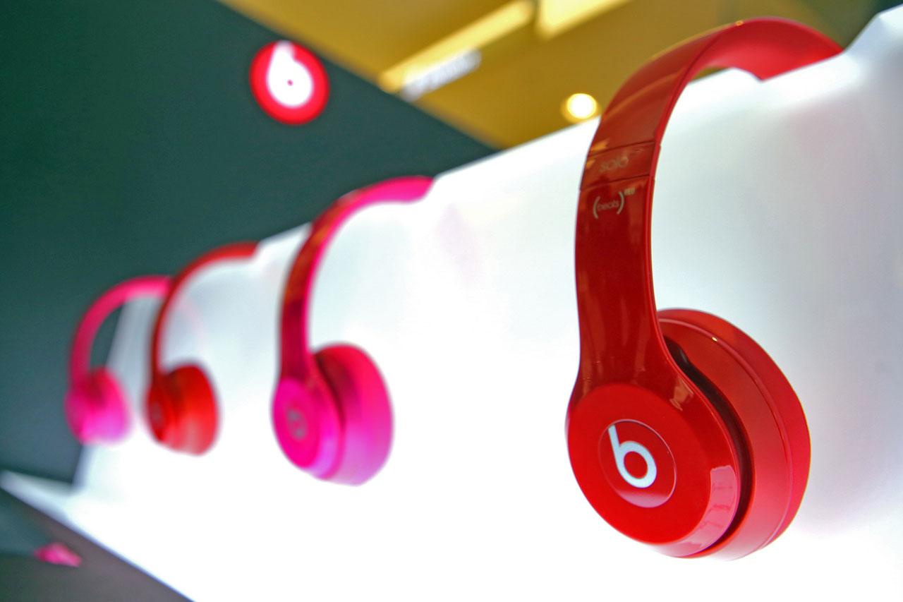 หูฟัง Beats By Dr.Dre รุ่น Beats Solo 2