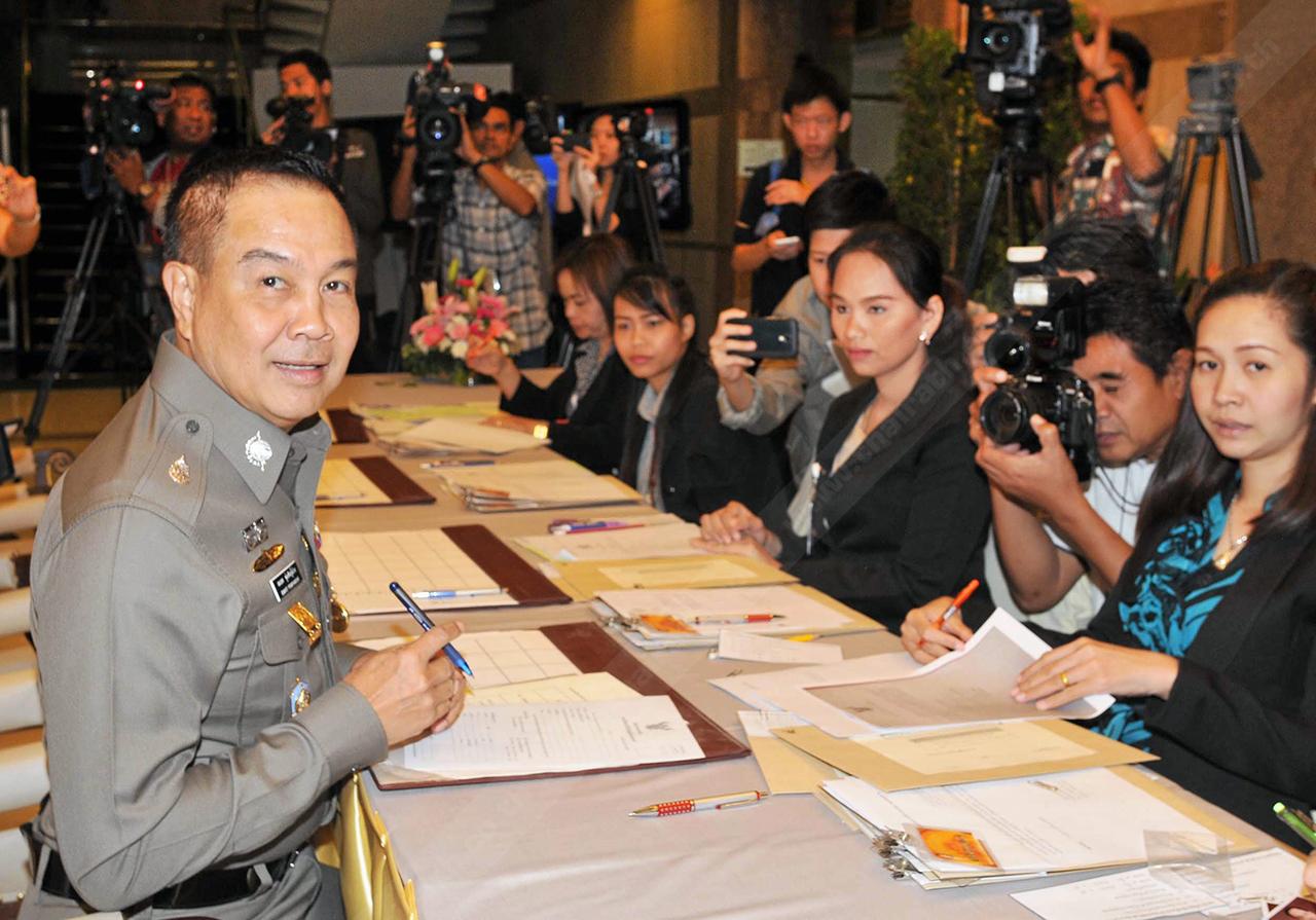 พล.ต.อ.สมยศ พุ่มพันธ์ุม่วง รองผบ.ตร. รายงานตัวเป็น สนช.