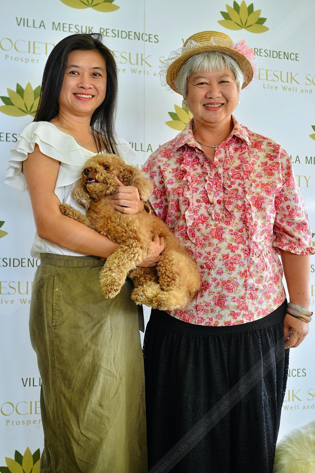 รศ.พญ.ศิวาพรและคุณศศิวิมล