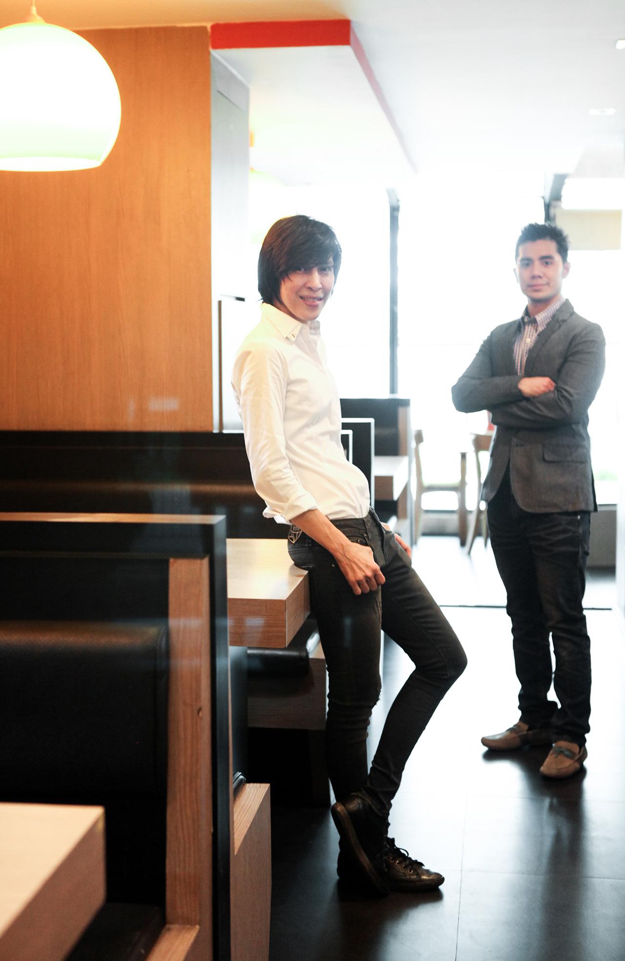 ผู้นำบริหารสองรุ่น : ปุ๊ - อัญชลี จงคดีกิจ และ ชนน วังตาล