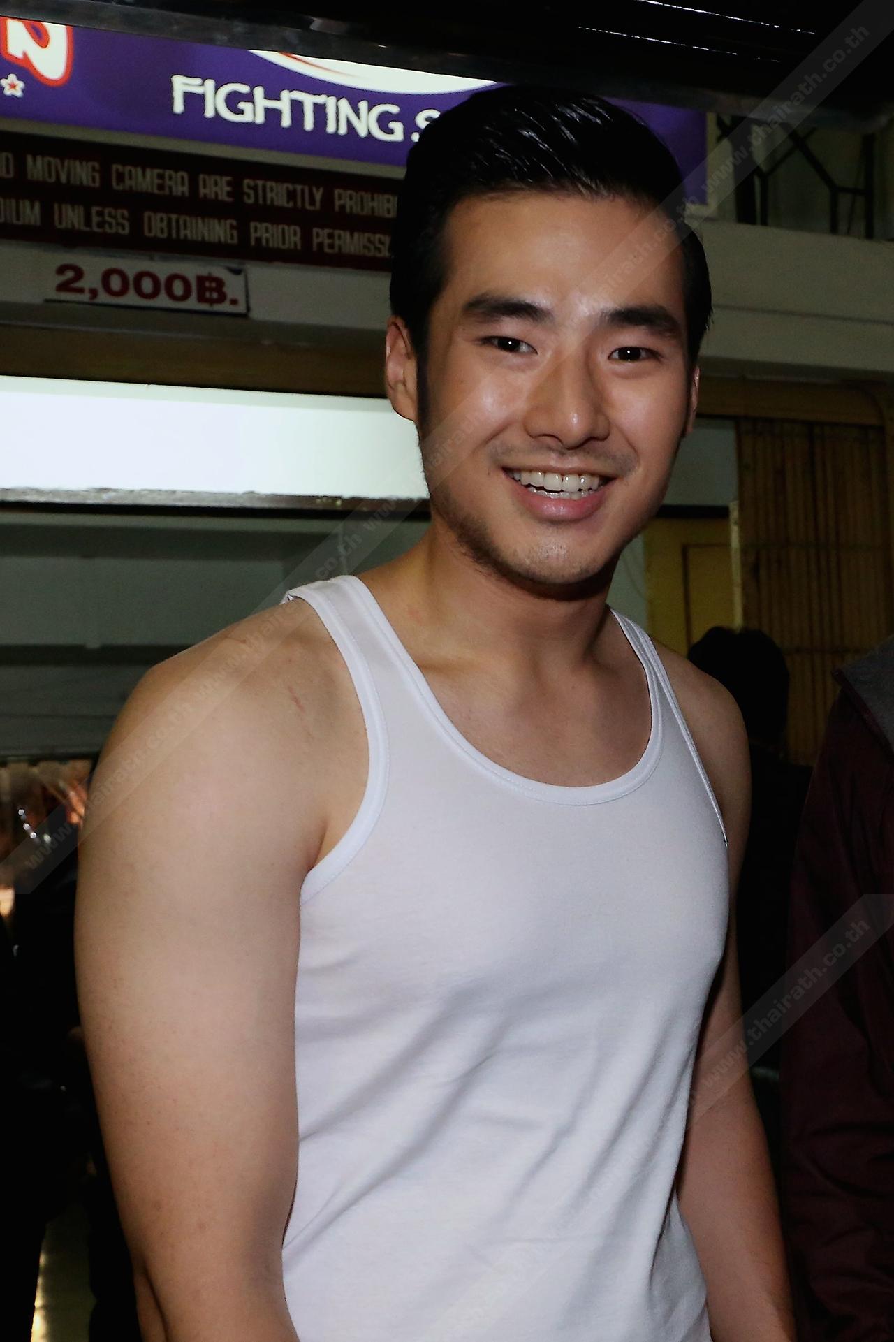 หล่อไม่แพ้พี่ บอย ปกรณ์
