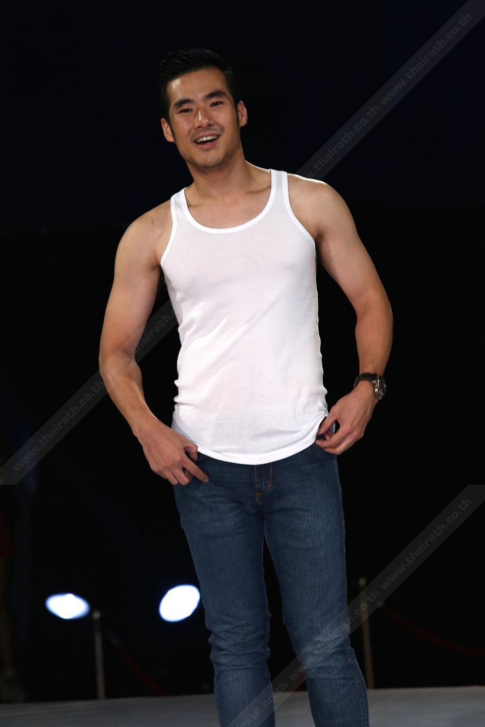 กล้ามล่ำ หุ่นโอเคนะ