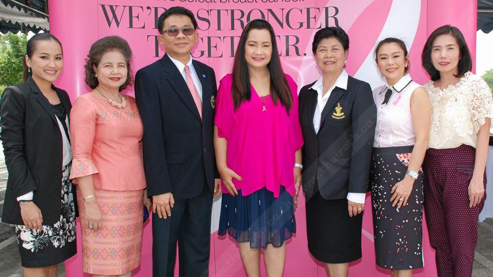 ฟรีจ้า - อัมพรพิมพ์ วัชราภัย จัดกิจกรรม “Breast Cancer Awareness Campaign 2014” เชิญชวนตรวจคัดกรองมะเร็งของสถาบันมะเร็งแห่งชาติจากรถ Pink Mobile โดยมี ดร.ผุสดี ตามไท, นพ.วีรวุฒิ อิ่มสำราญ และ นันทวัลย์ เหล่าสินชัย มาร่วมงานด้วย ที่ศาลาว่าการ กทม. วันก่อน.