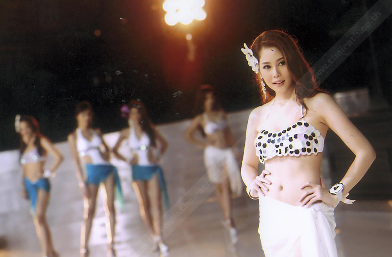 ขาวโบ๊ะแท้!!