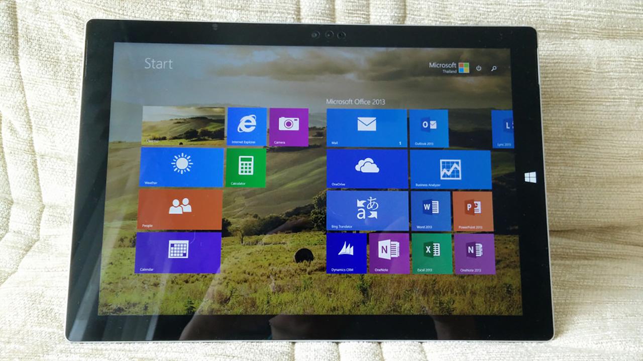 Microsoft Surface Pro 3 ด้านหน้า