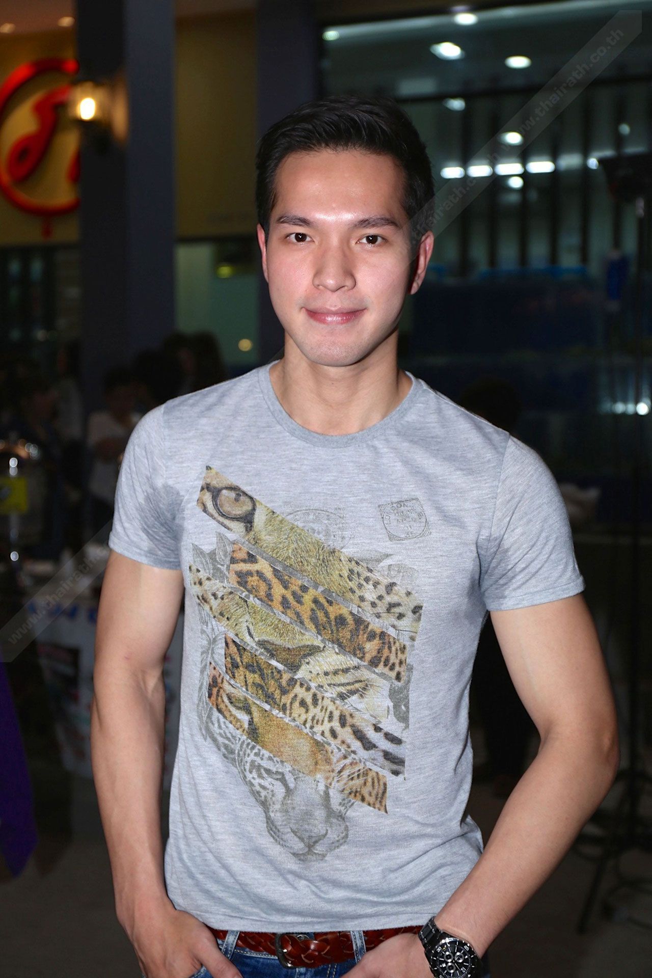 แฟนๆ อย่าลืมรอชมแฟชั่นเซ็กซี่ของผมนะคร้าบ!!
