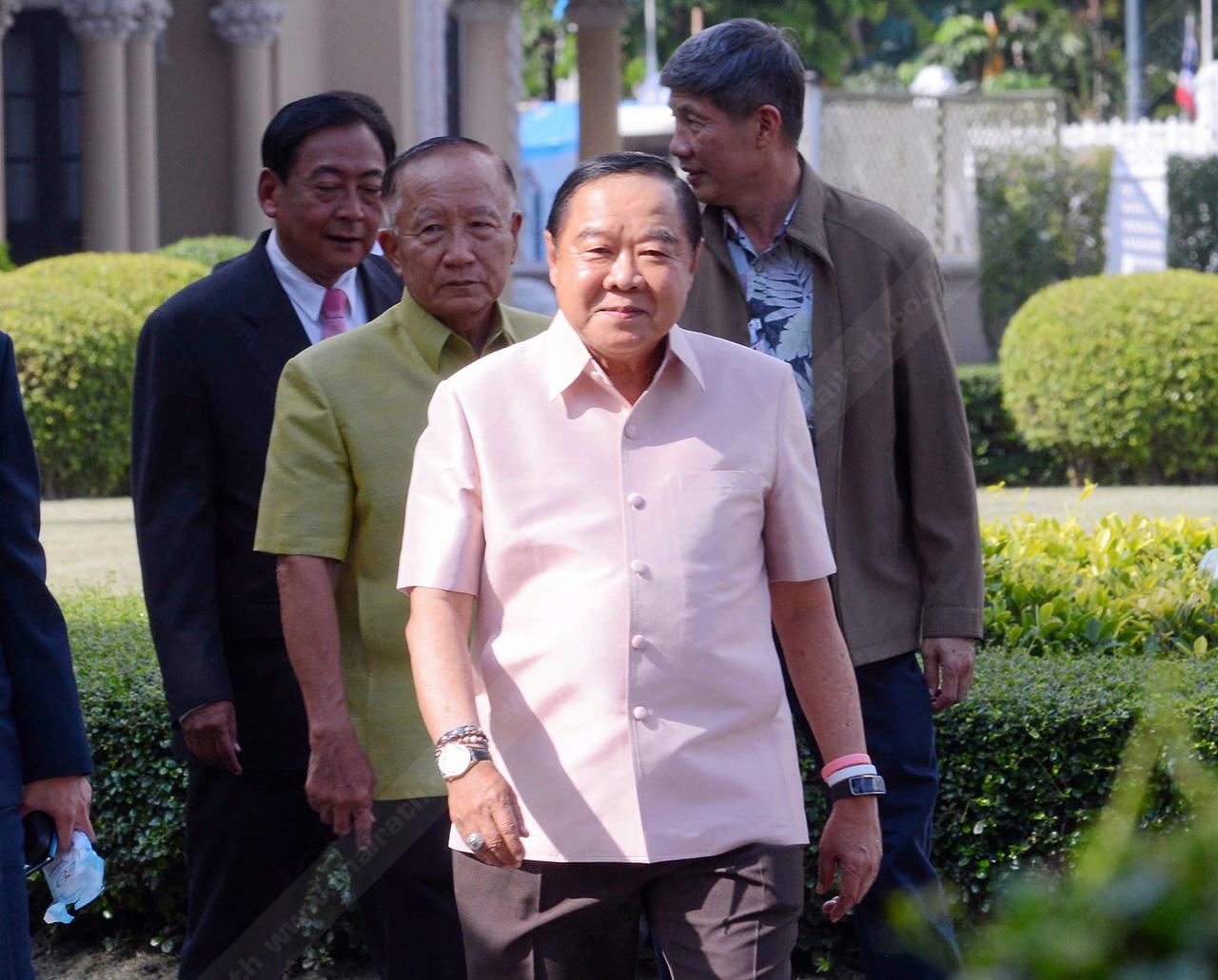 พล.อ.ประวิตร วงษ์สุวรรณ