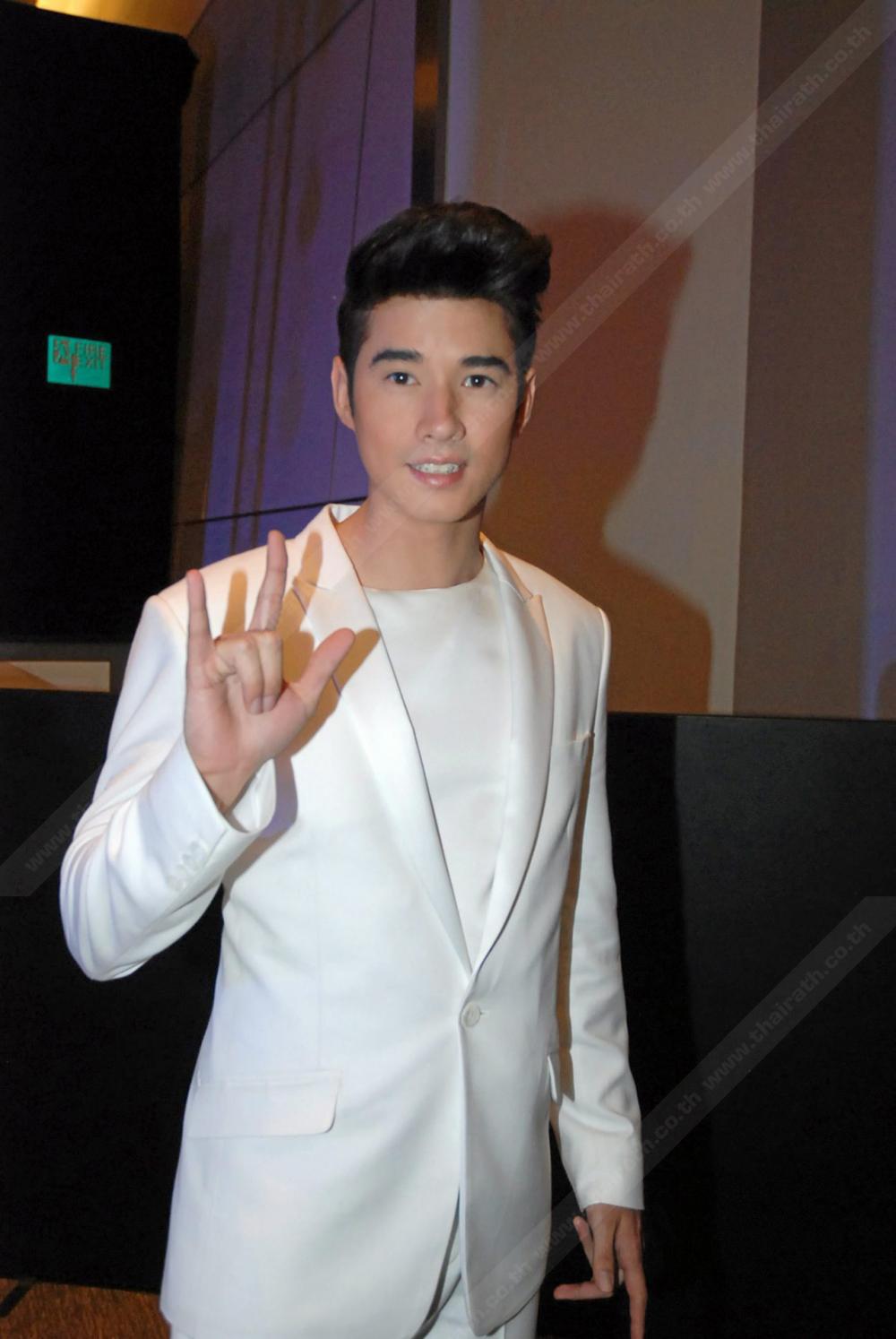 ตะเองเก๊ารักตะเองน้า (กรุณาทำเสียงแบ๊วสไตล์มาริโอ้)