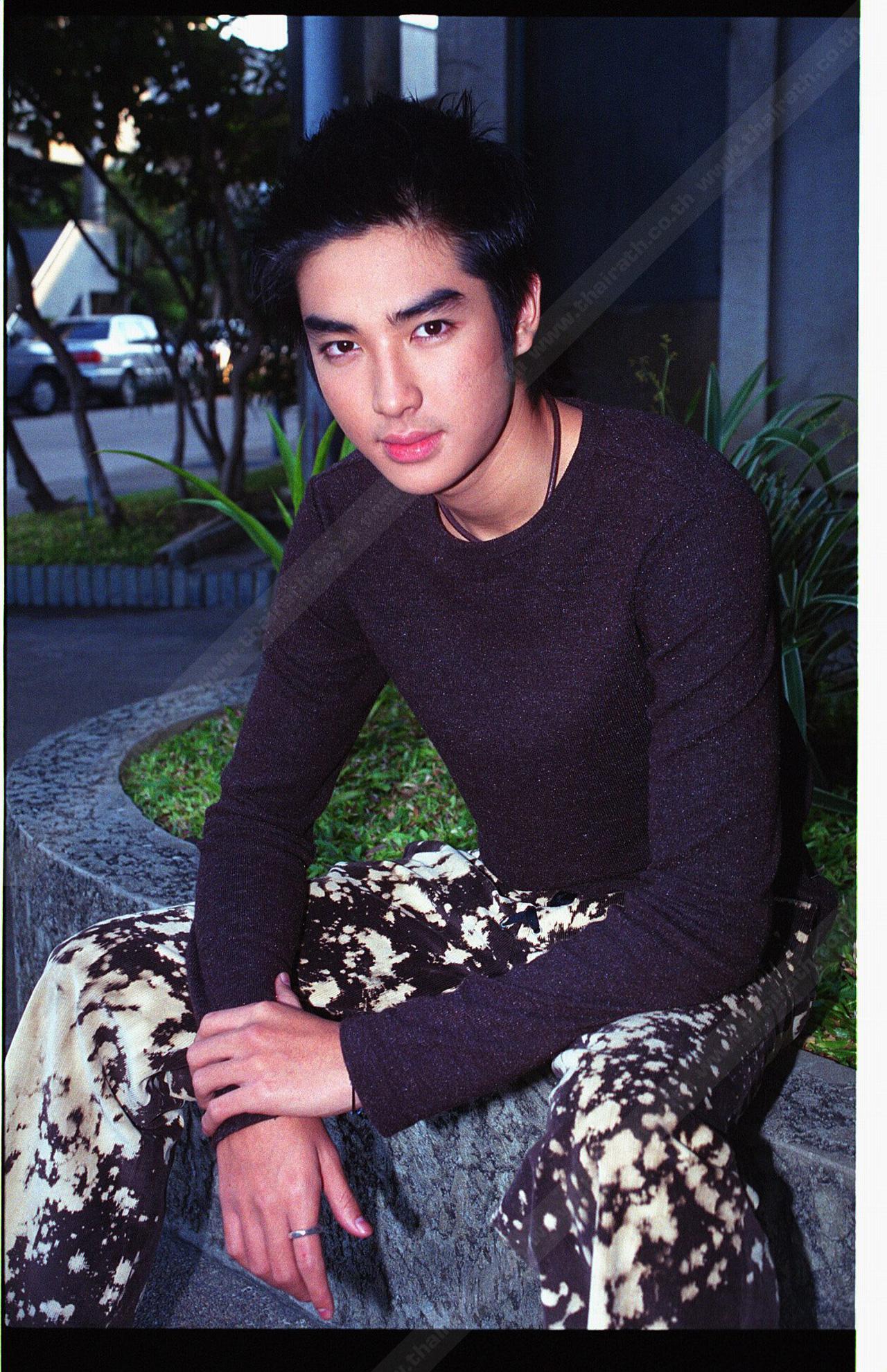หน้านี้คือ 10 ปีแล้วนะ หน้า บิ๊ก หล่ออินเทรนด์ยุคนี้มาก
