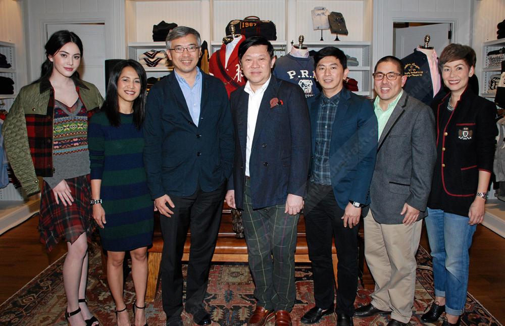 สไตล์หรู พิชัย จิราธิวัฒน์ จัดงานเปิดร้าน “Polo Ralph Lauren” บูติคแฟชั่นเสื้อผ้าเครื่องประดับครบไลน์ทั้งของสุภาพบุรุษ-สตรี สะท้อนถึงความหรูหรา โดยมี ทศ จิราธิวัฒน์, กันตภณ ผาณิตรัตน์, กรรณิการ์ วีระพงษ์ และ ดาวิกาโฮร์เน่ มาร่วมงานด้วย ที่เซ็นทรัลเวิลด์ วันก่อน.