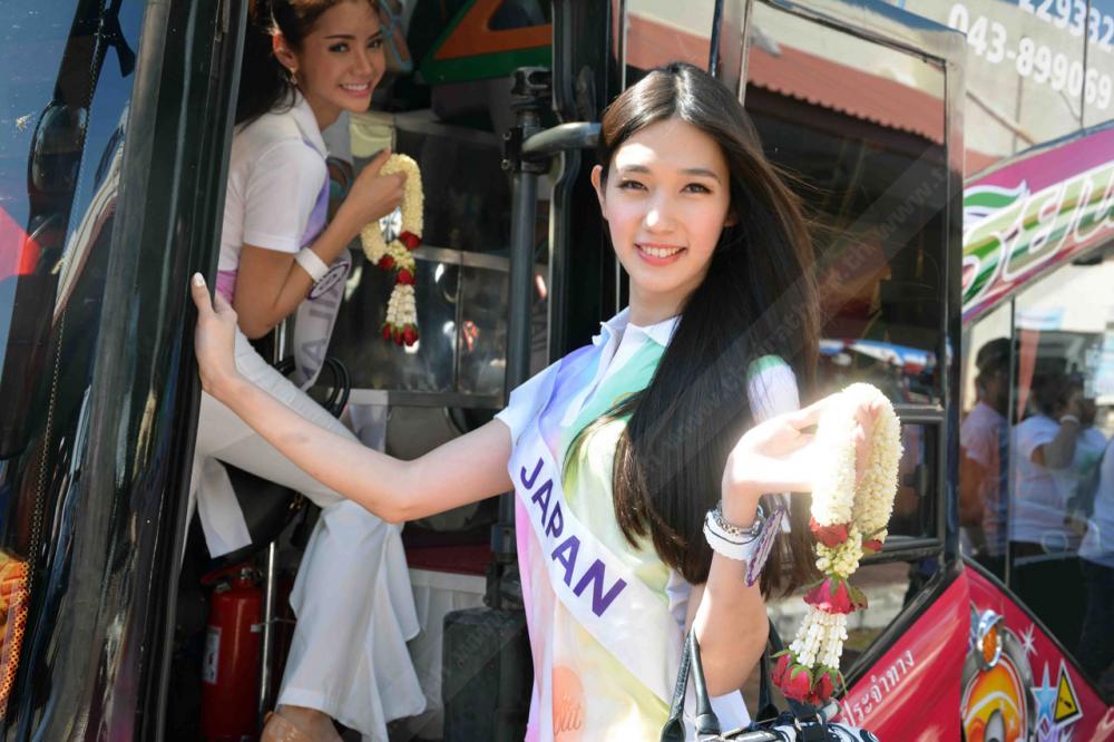 รอยยิ้มสวยใสของนางงามญี่ปุ่น